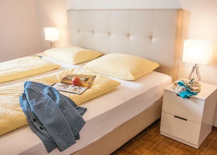 Gardenmaisonette Lägenhet *